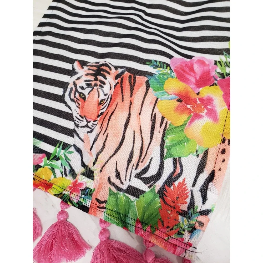TIGER Table Runner Tassel Maximilist Floral Striped Black White Pink Decor